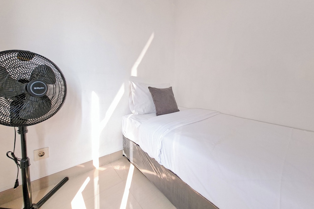 Simply Look 2Br Apartment Poris 88