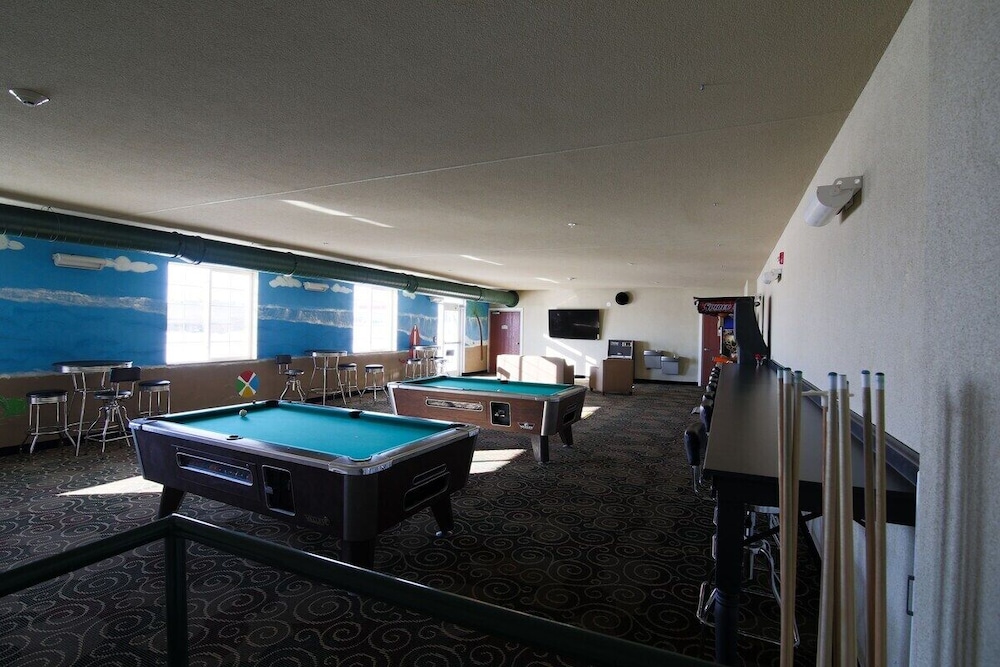 Cobblestone Inn & Suites