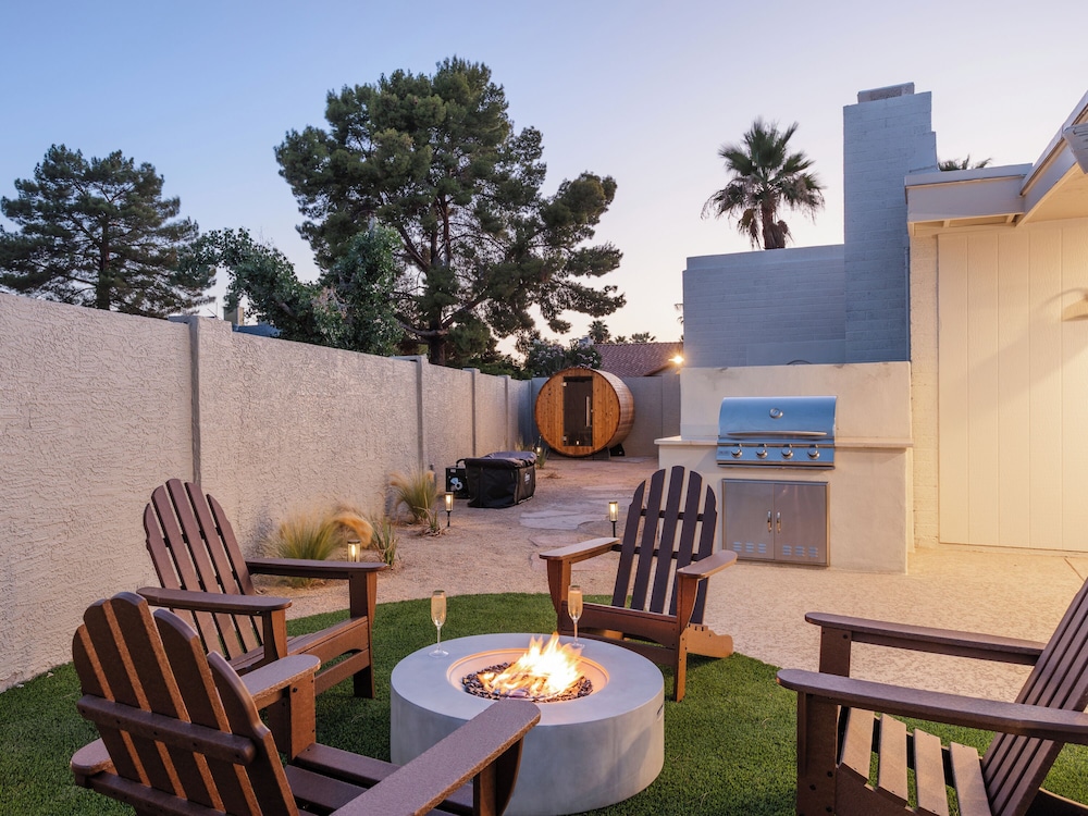 Solara - Pool & Spa - Sauna & Cold Plunge