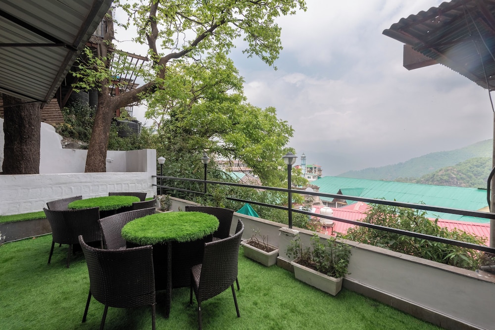 Hotel 30 Degree North Mussoorie