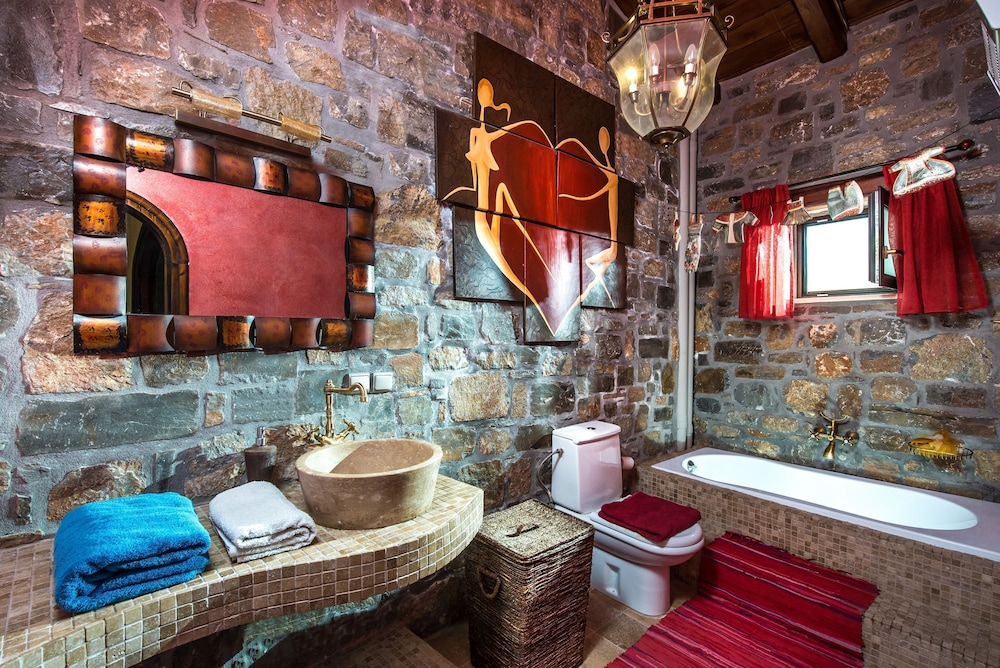Villa Belladonna - A Luxury Retreat