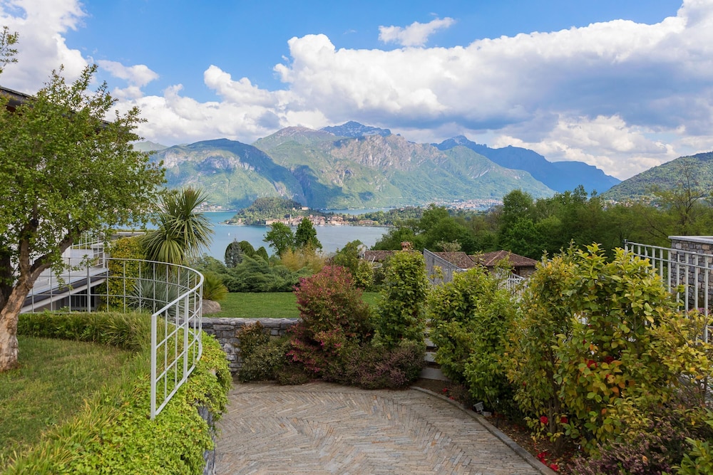 Villa Miraggio by Myvillacollection view 2