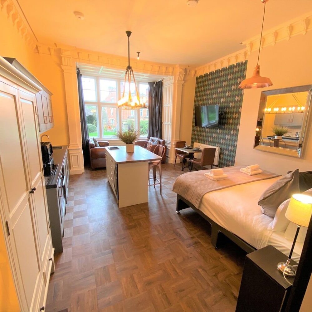 Claremont The Scott view 3