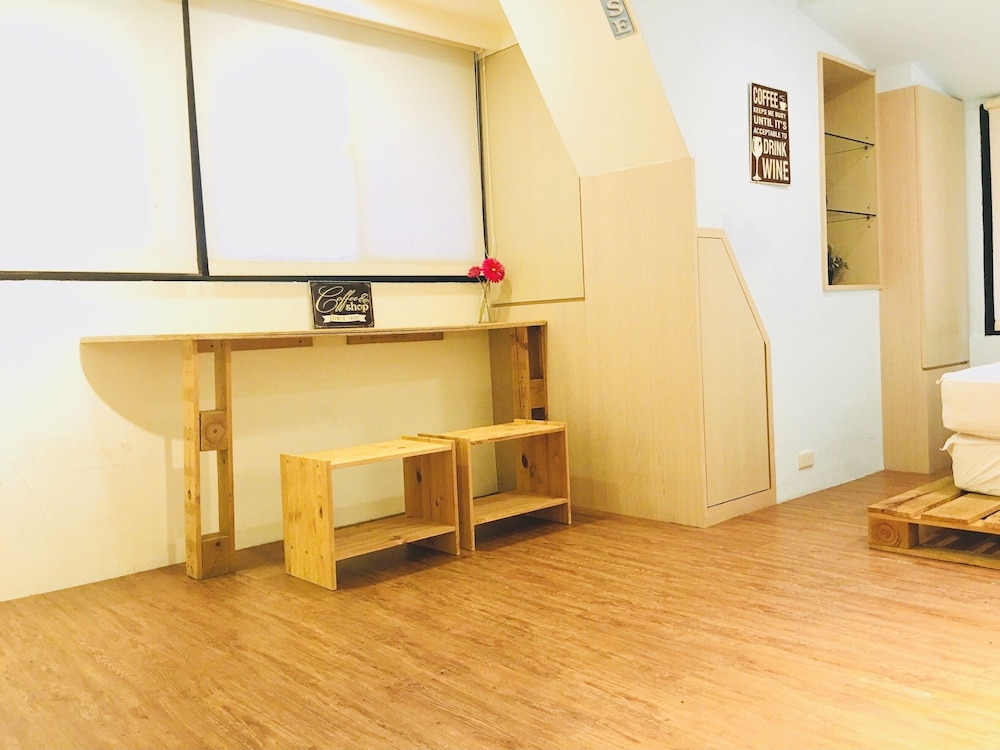 Super Star Hostel