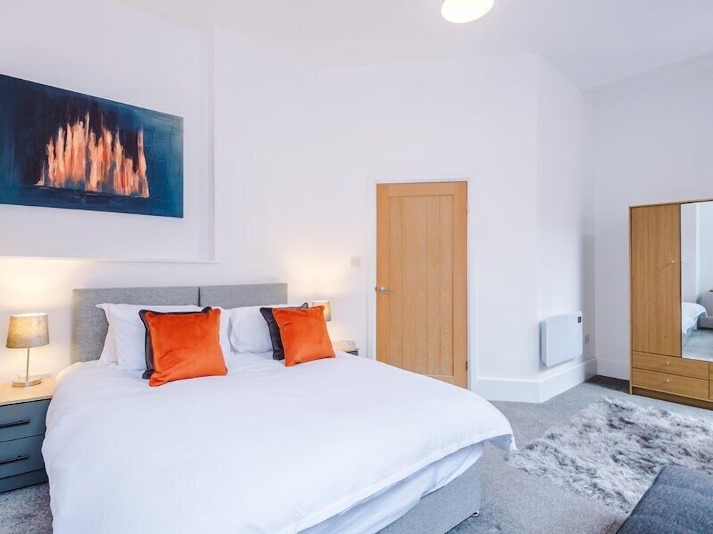 Cosy 2 Bed Apt Old Dutch Embassy