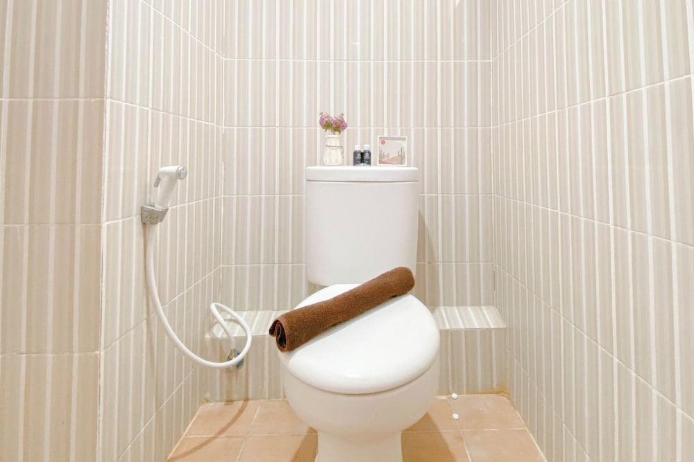 Well Furnished Studio Apartment At Cinere Resort
