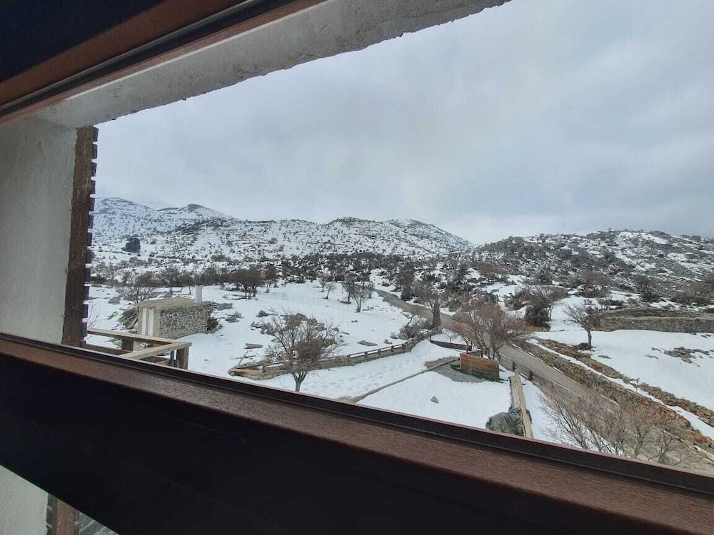 Psiloritis Retreat Hotel view 5