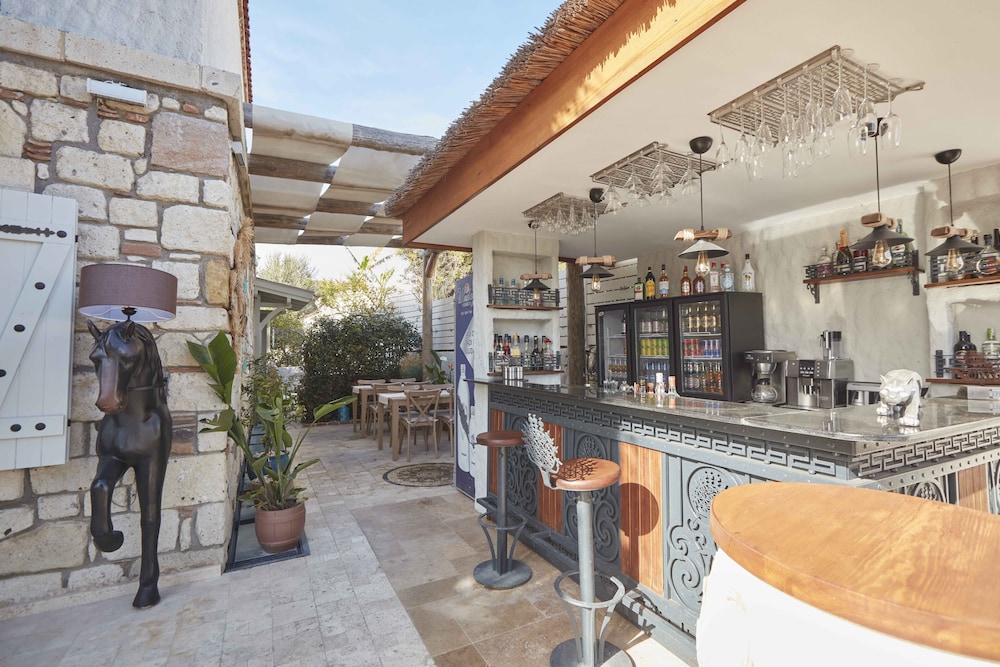 AlaBora Otel - Alaçatı - Image 18