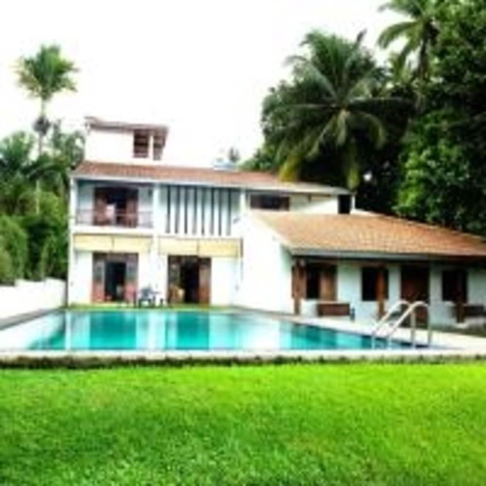 Hotel Okvin River Villa - Image 1