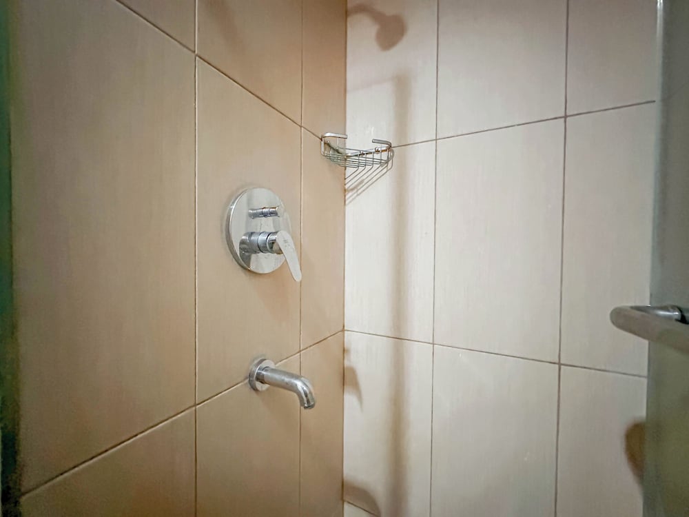 Best Price And Relaxing Studio (No Kitchen) At Tamansari Papilio Apartment