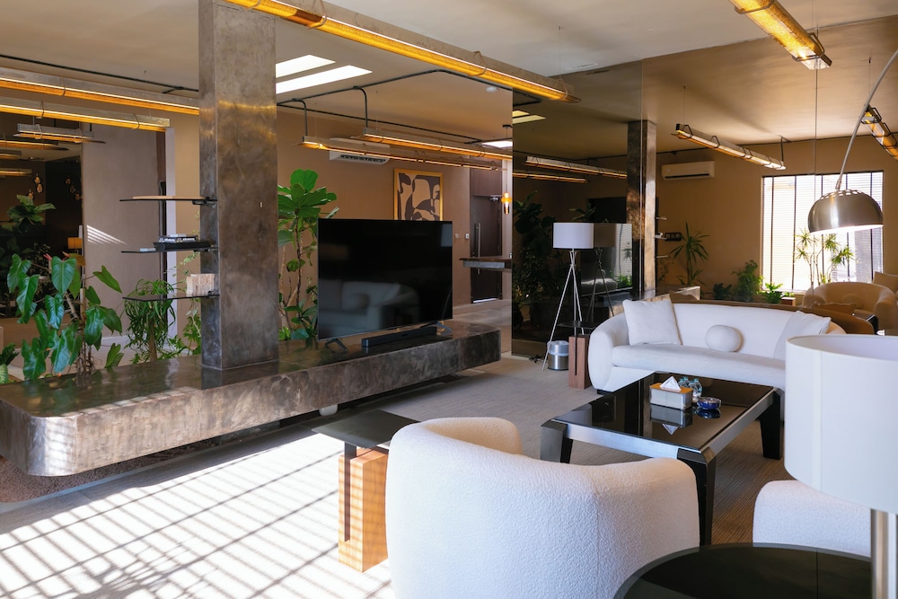 Portal Chalets With Private Pool-AlRawda