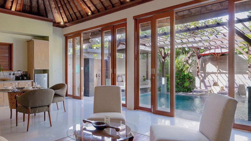 Jepun Villa by Betterplace