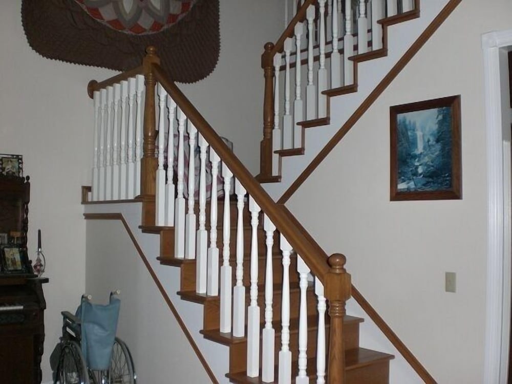 Heritage Homestead Inn