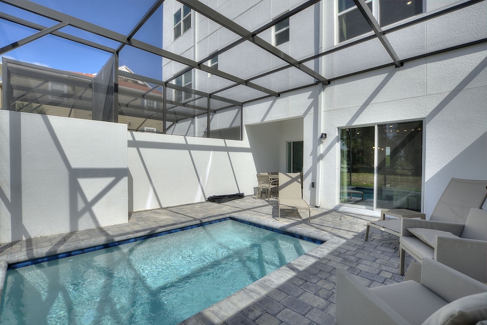 Harmony Haven Boutique Townhome At Azzure Resort Near Disney By Shine Villas 6 Bedroom Townhouse
