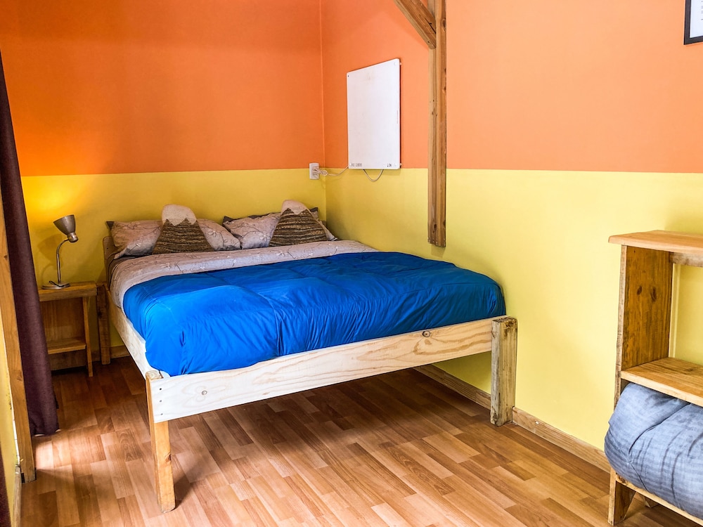 Willhouse Hostel