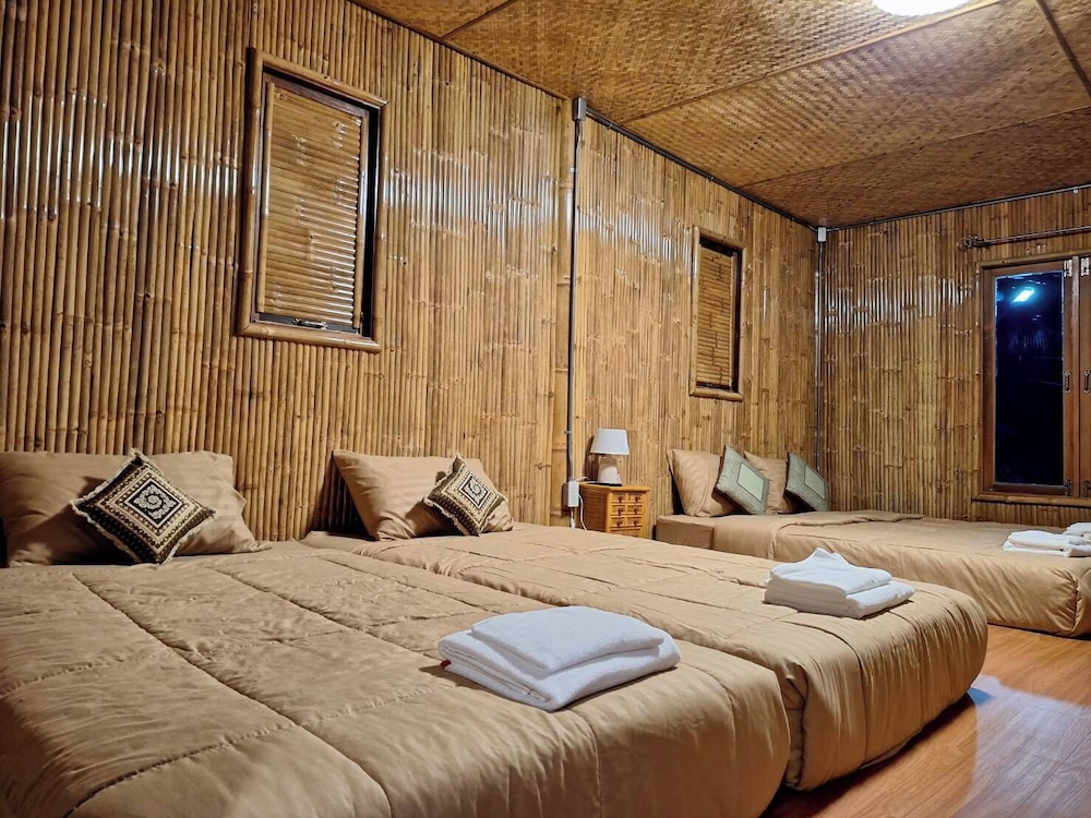 Koon & Nueang Farm Stay Hua Hin view 2
