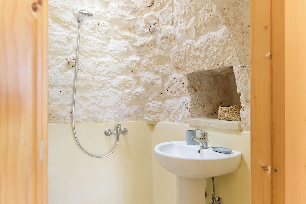 Trullo Puspo by Wonderful Italy