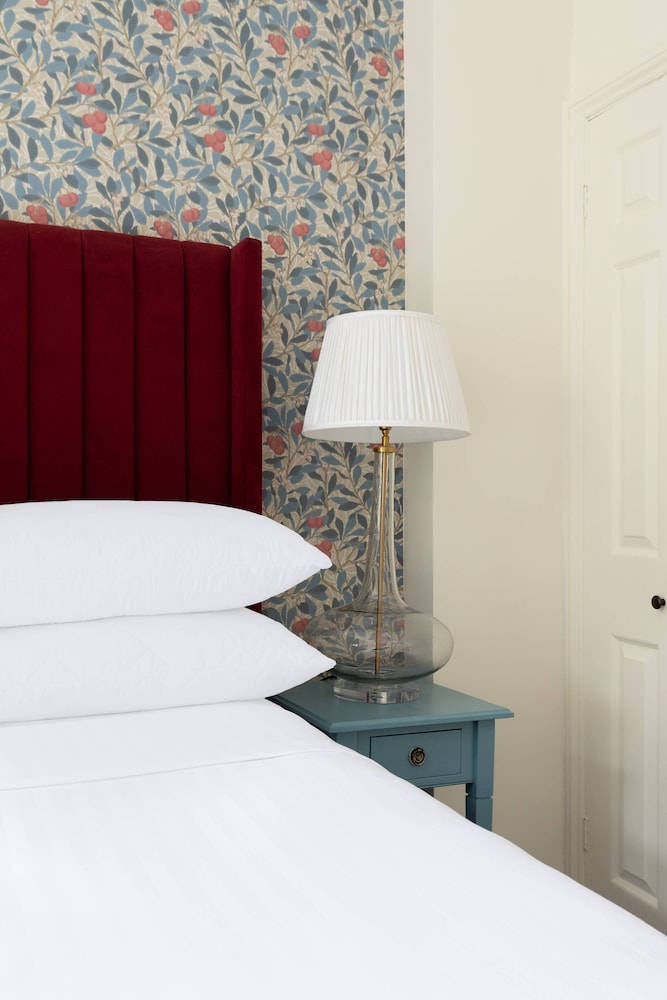 Pembridge Villas VI by Onefinestay