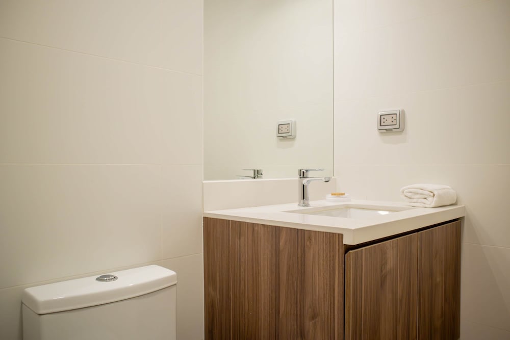 w Atonishing 1BR w Great Deco in San Isidro