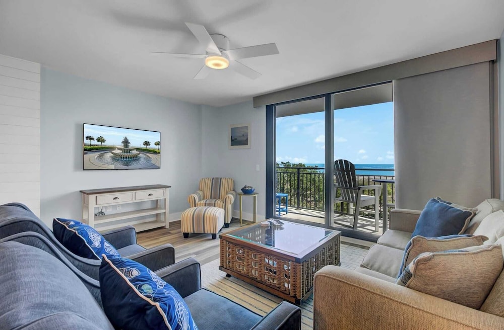 423 C Shipwatch by Avantstay Ocean Views Community Pool Close to Beach
