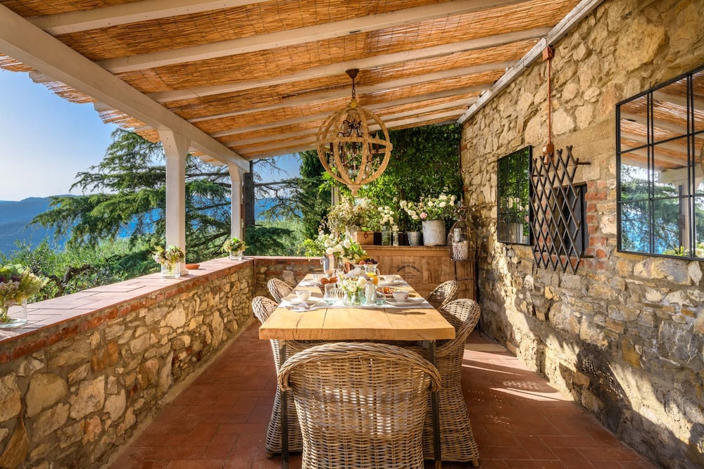 Le Due Terre Farmhouse