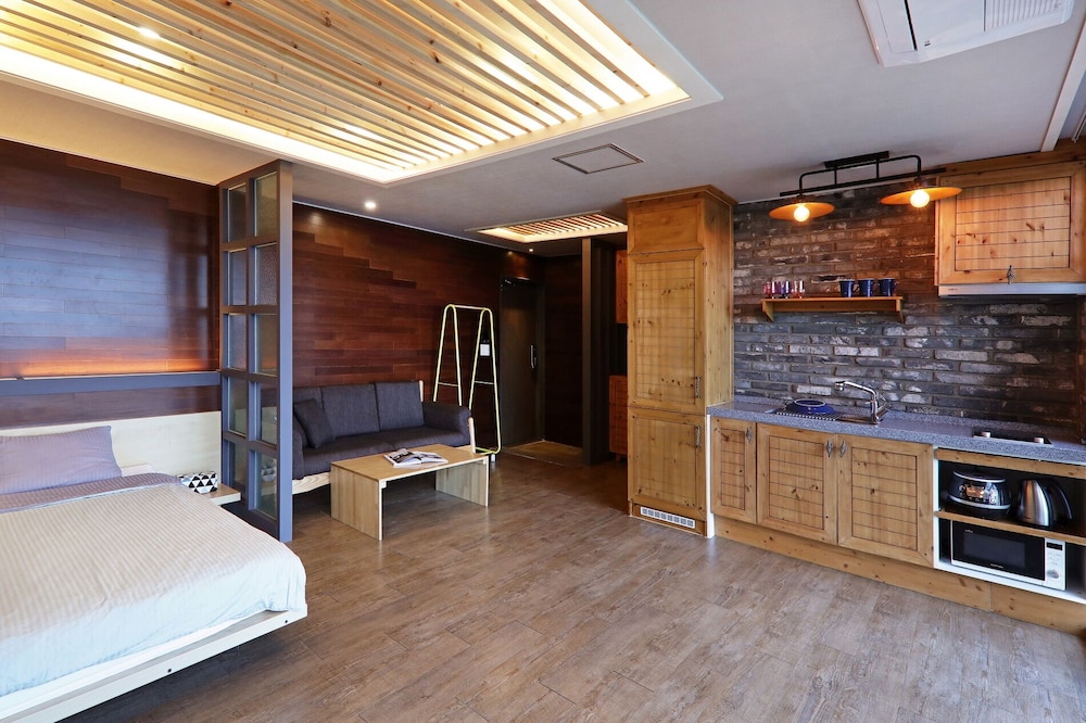 hotel room