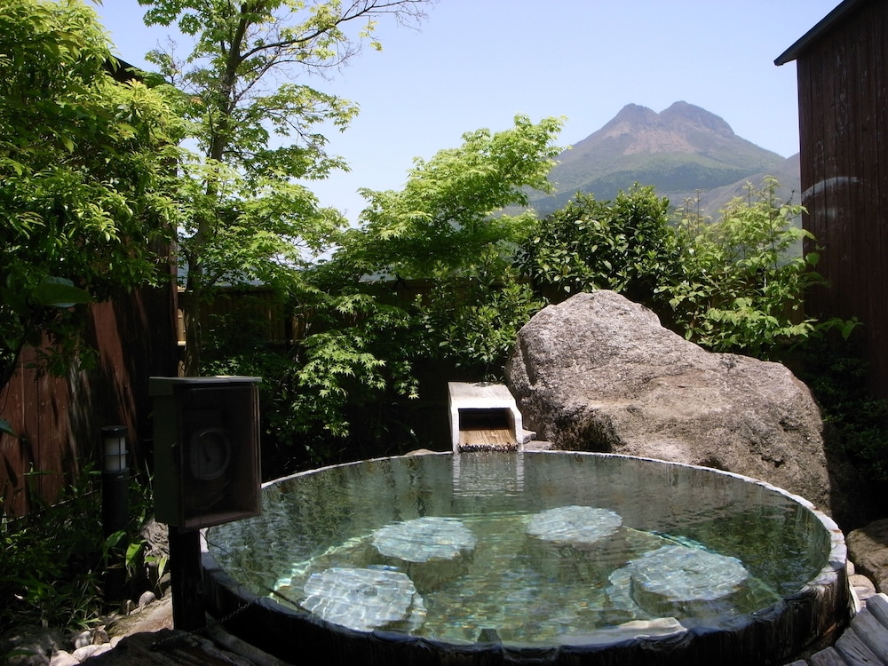 Yufunogo Saigakukan