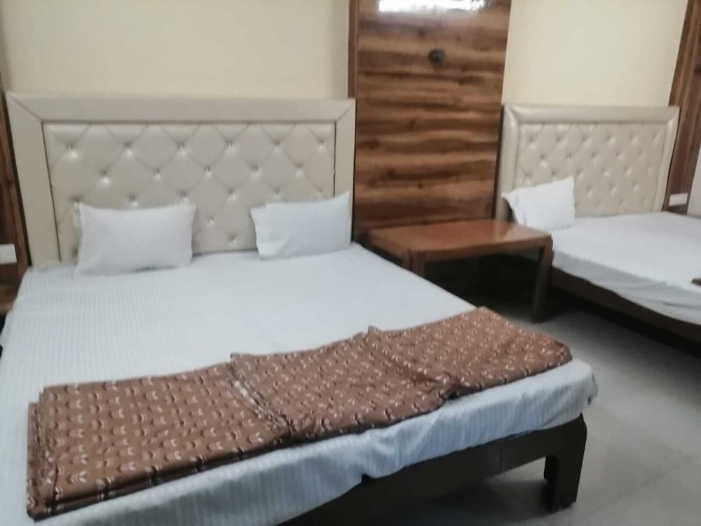 Hotel Pleasure
