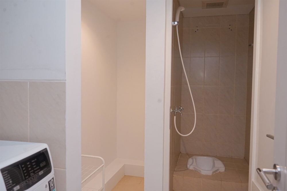 Spacious And Elegant 3Br At Branz Bsd City Apartment
