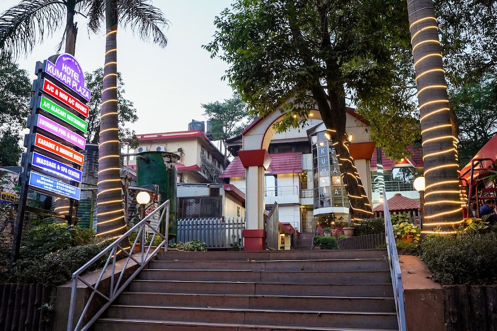 Hotel Kumar Plaza