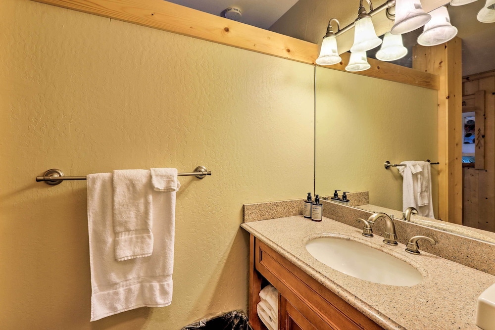Lake Tahoe Vacations - Condo at Northstar Village - Base of Ski Resort! - Property Image 19