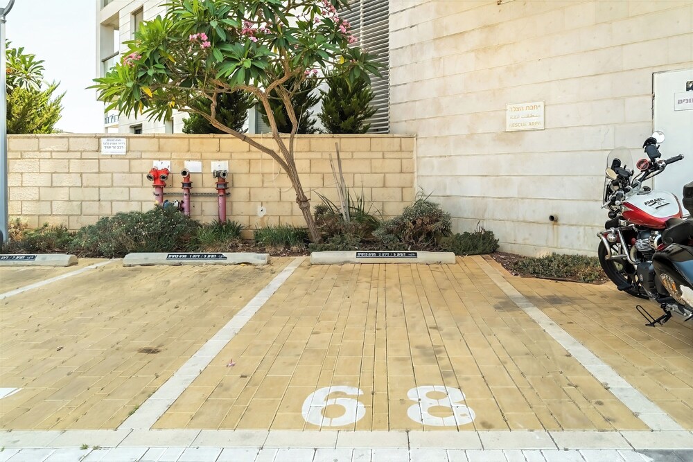 Achziv Bright Garden Stay by Sea N' Rent