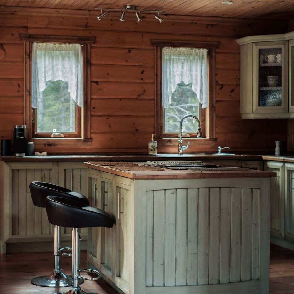 Chalet Bonheur -spa in Nominingue