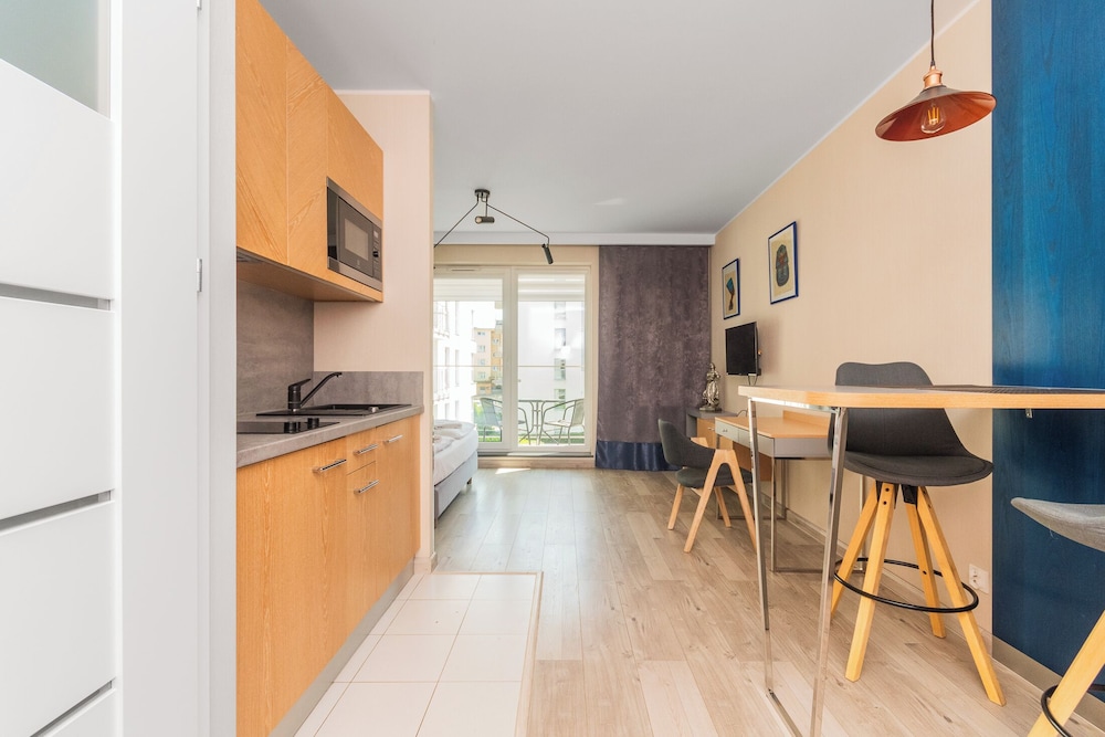 Amber Port 12B by Grand Apartments