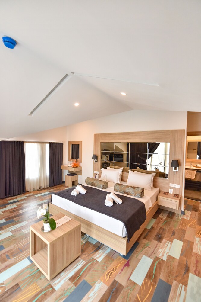 Alesta Midtown - Image 27
