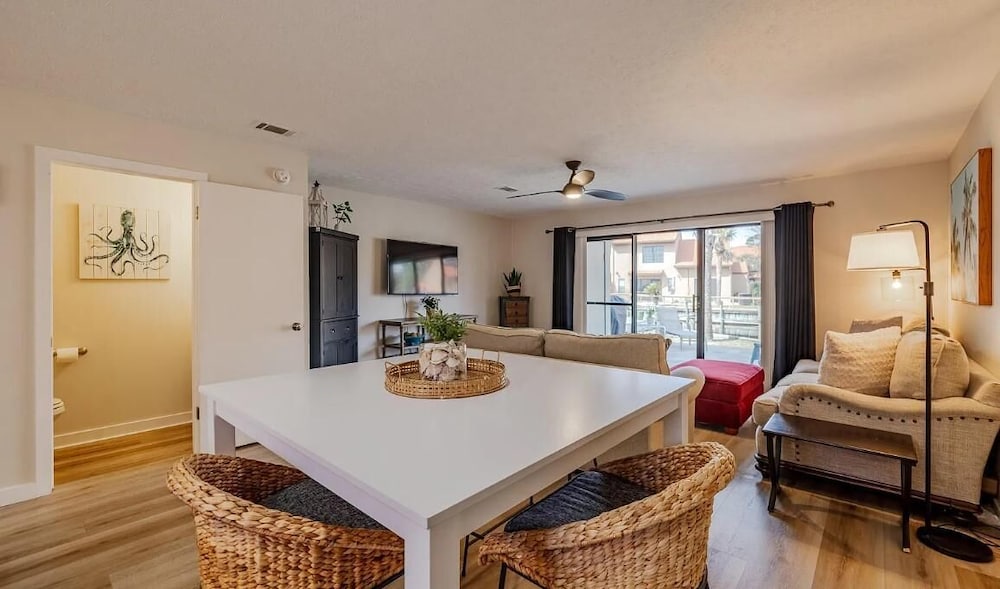 Gulf Highlands 229- St. Katherine Blvd