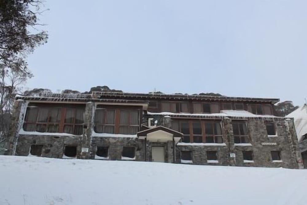 Boonoona Ski Lodge