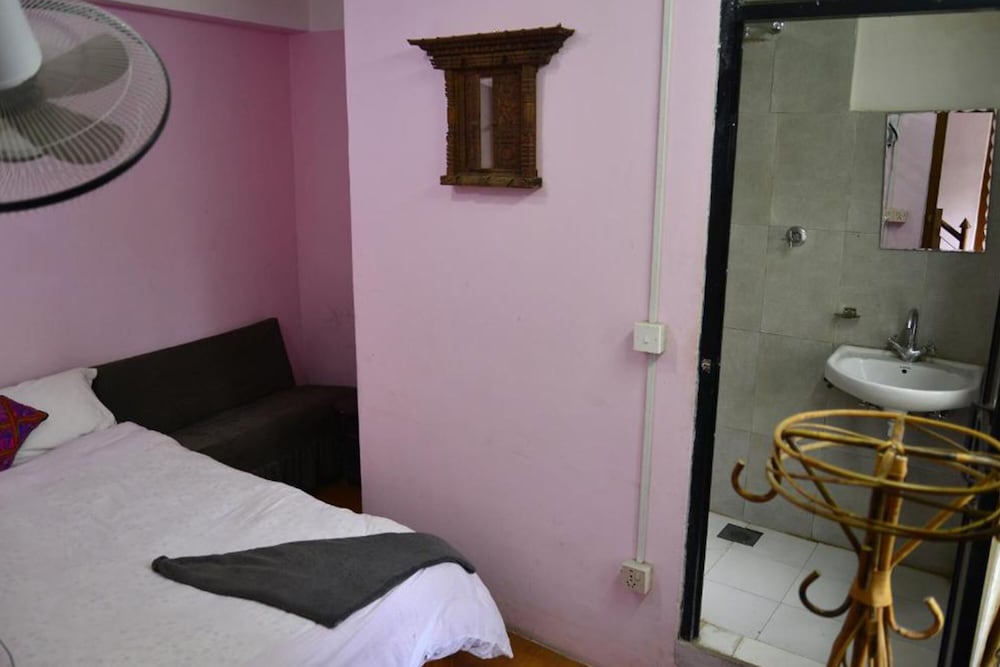 Friend's Guest  House