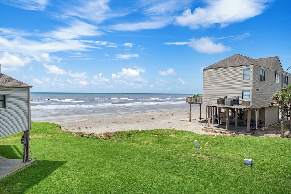 Maree by the Sea by Ryson Vacation Rentals