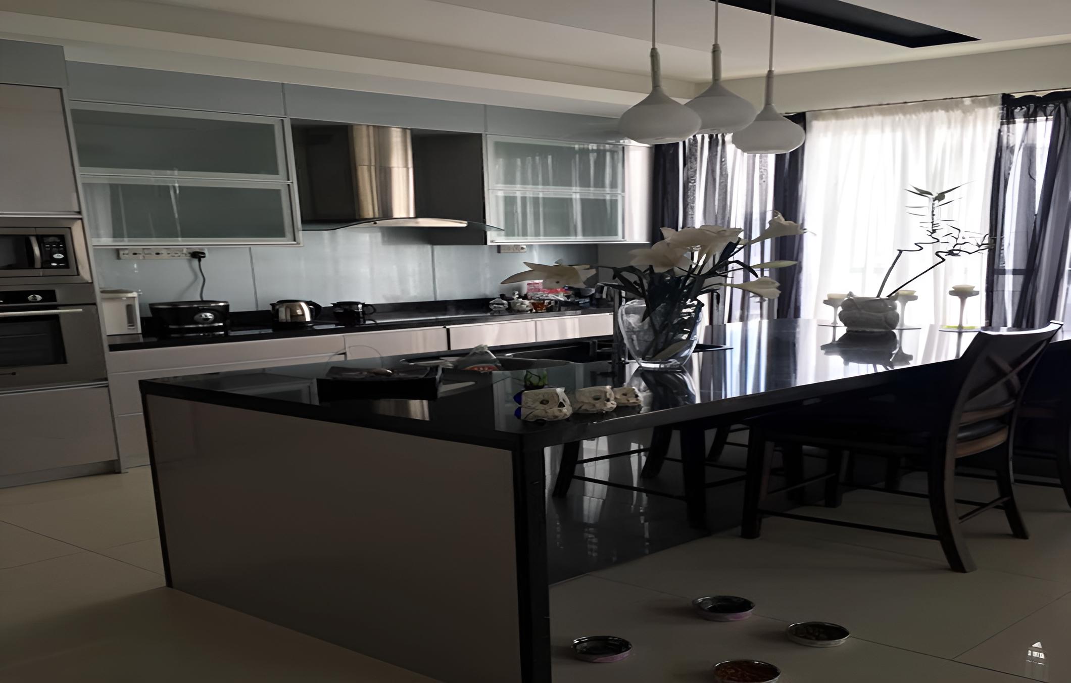 Royal Luxury Bukit Ceylon