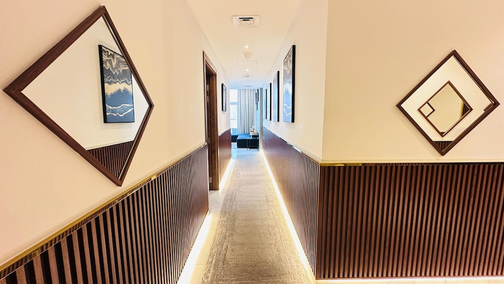 Premium 2 Bed Millennium Apartment