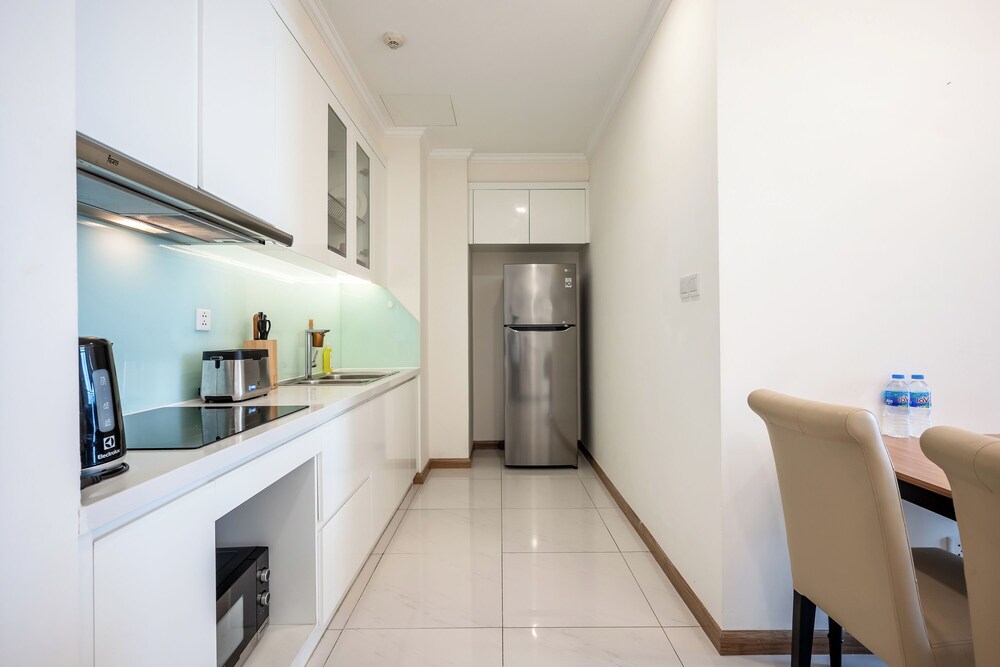 PD Pristine Apartment Landmark Plus