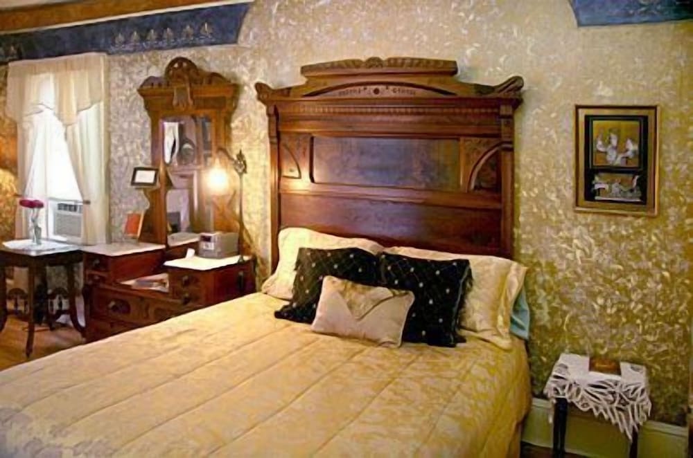 Photo 6