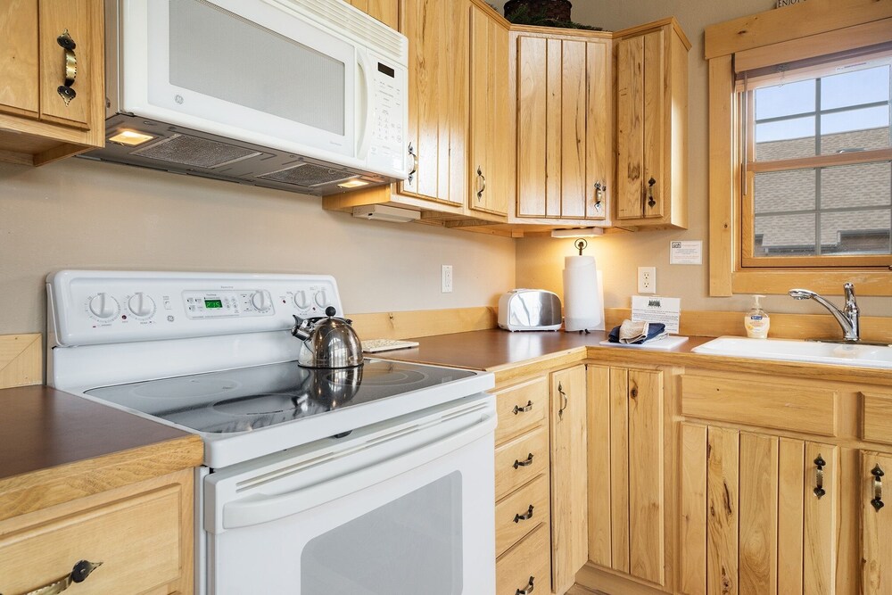 Solitude Condos - Estes Park CO