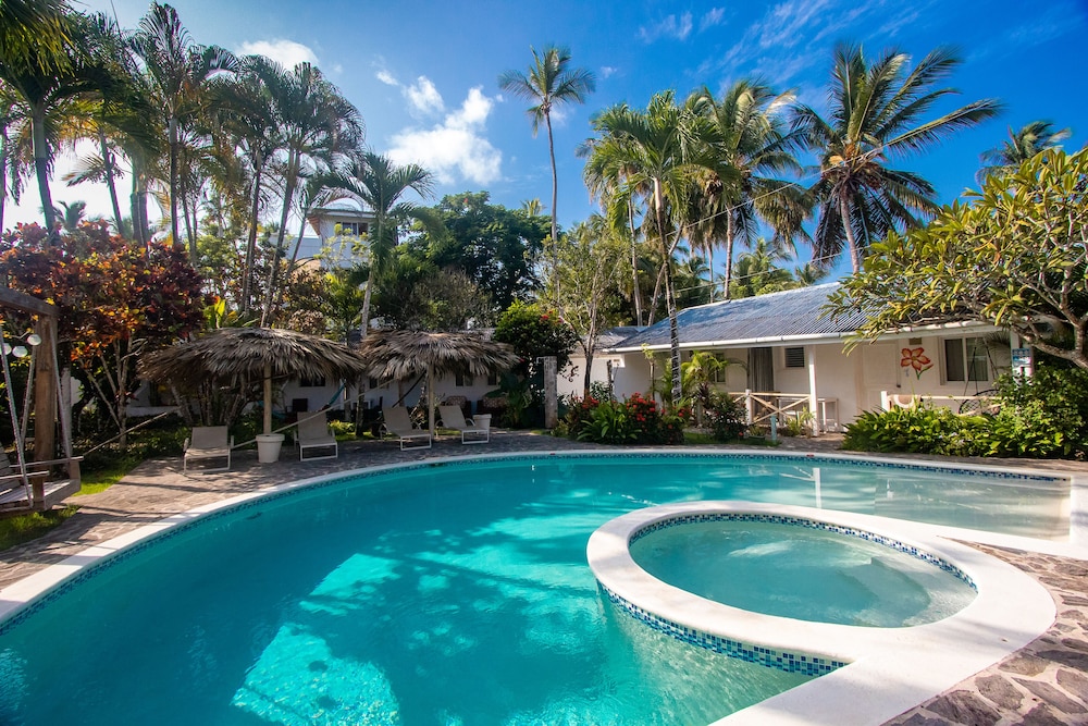 Hotel Casa Nina - Image 1