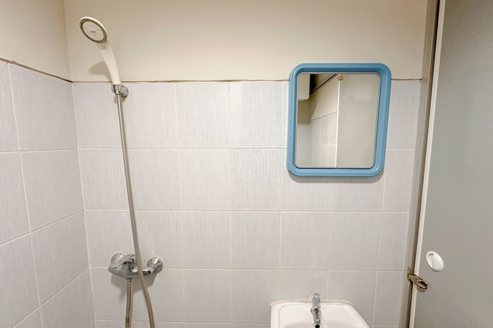 Best Deal 2Br At Dian Regency Apartment