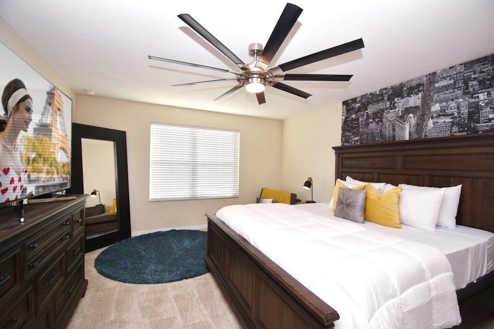 1705vp 4 Bedroom Home by RedAwning view 4
