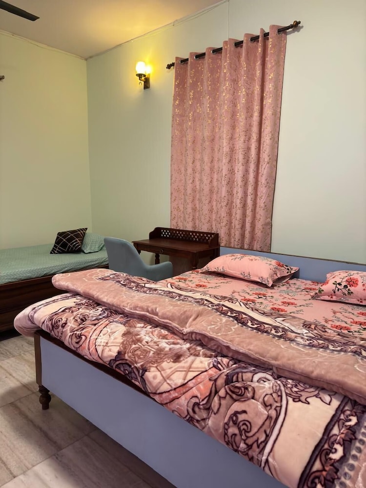 Mishra's Bungalow