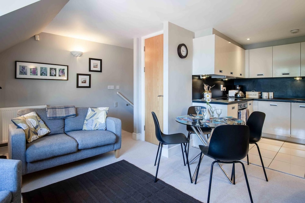 29 Rhodewood House - 2 Bedroom - Saundersfoot