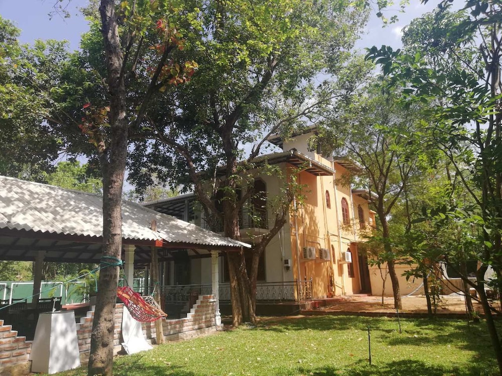 N.L.I. Guest House